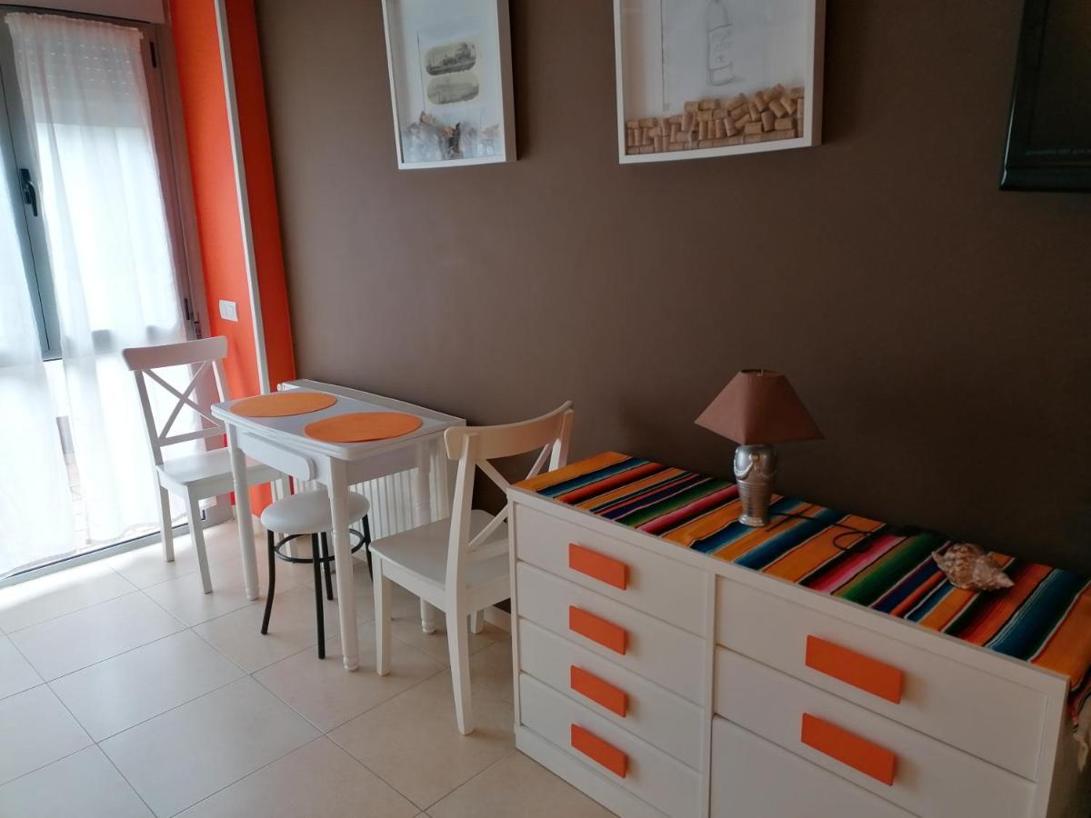 Apartamentos Mar Y Ola 1 Posada De Llanes Buitenkant foto